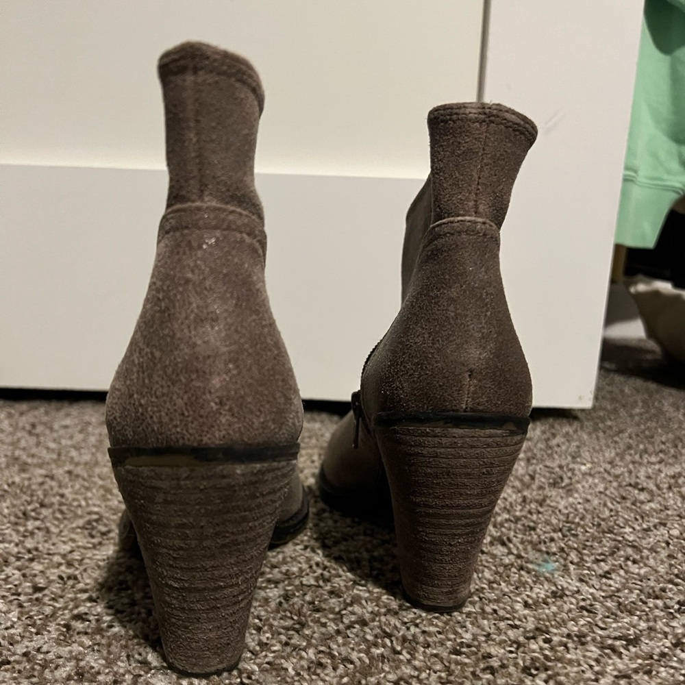 Jessica Simpson Gray Booties - Picture 4 of 6